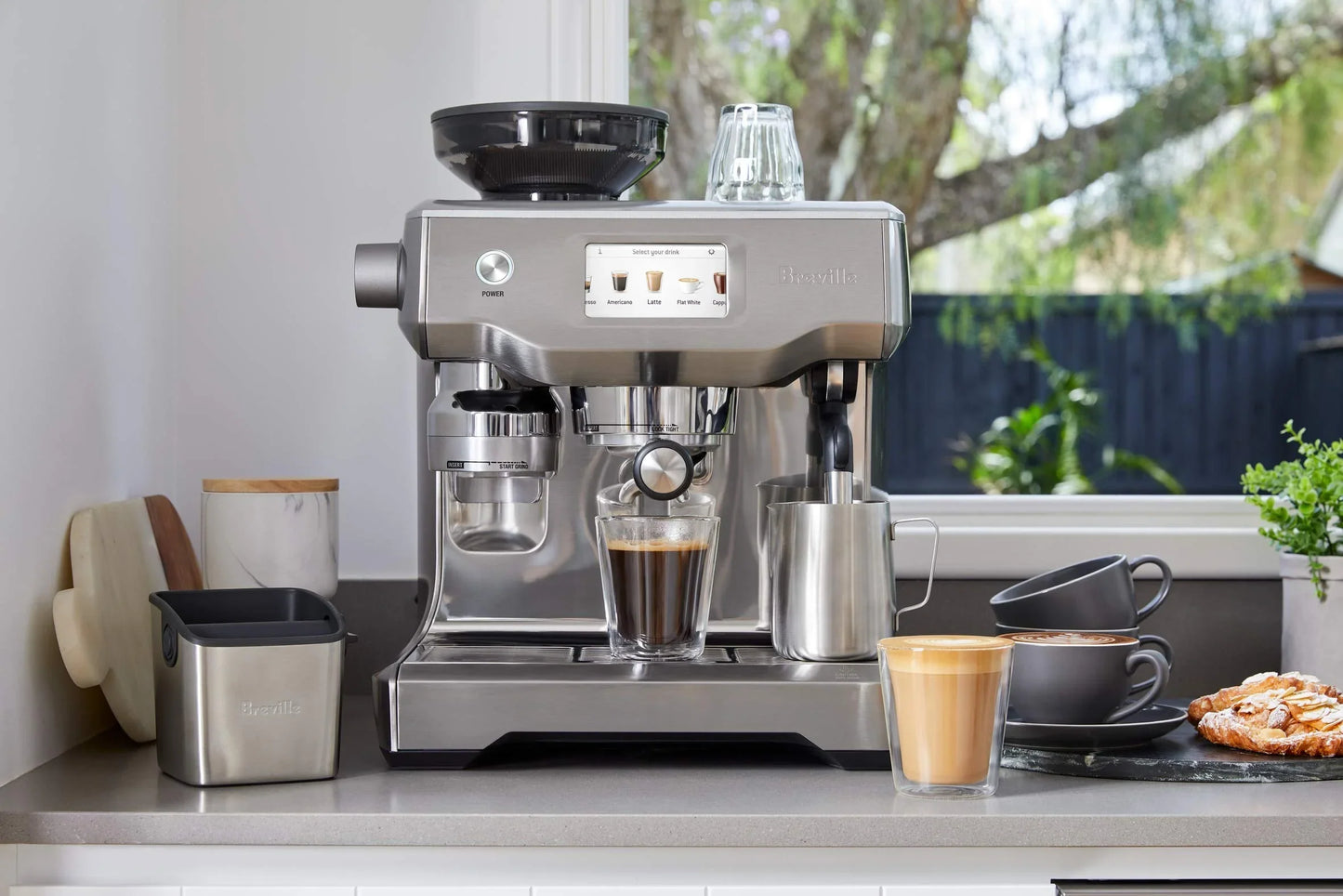 Breville BES990BSSUSC Automatic Espresso Machine